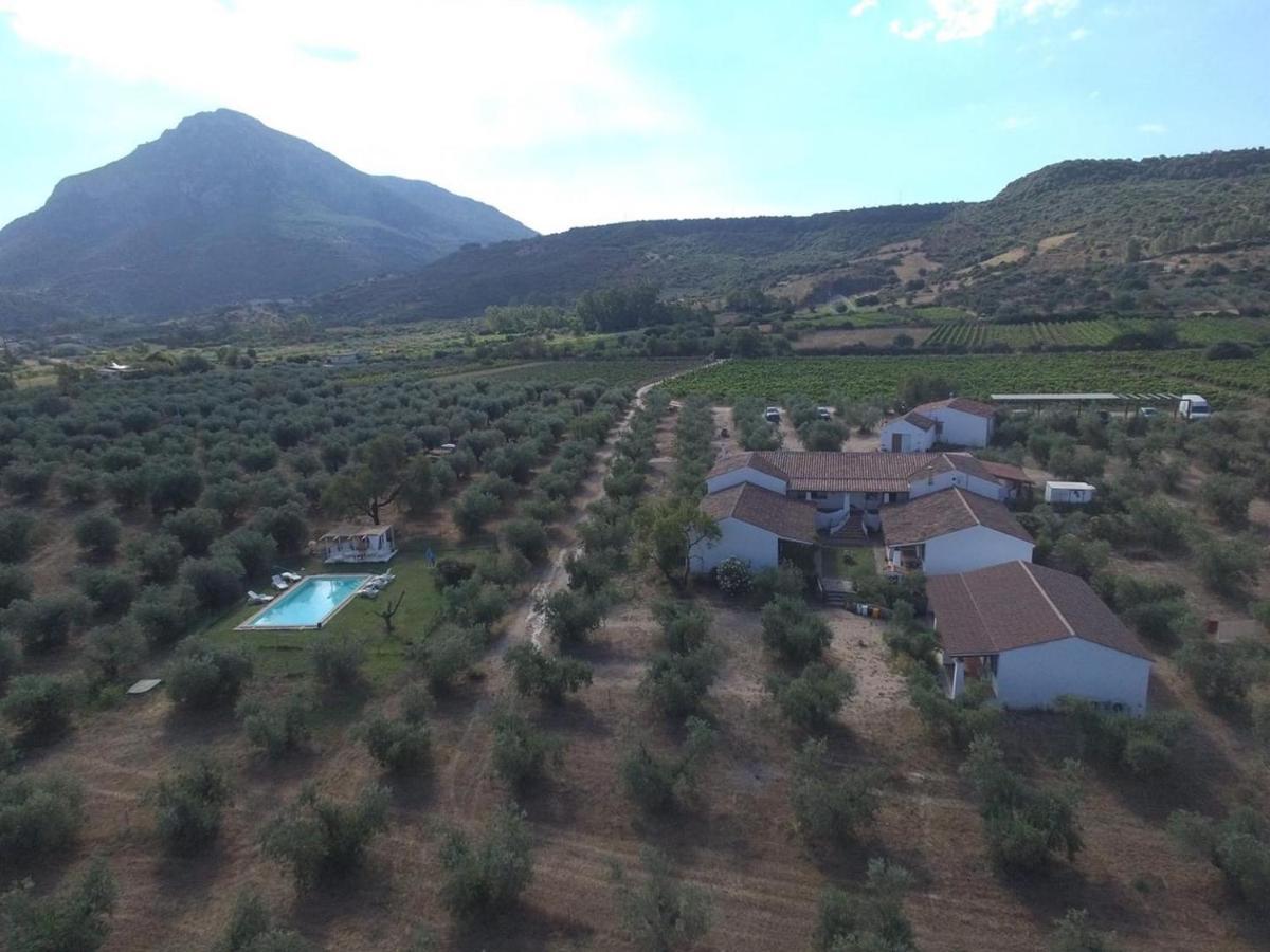 Tenuta Don Ballore Galtellì Eksteriør billede