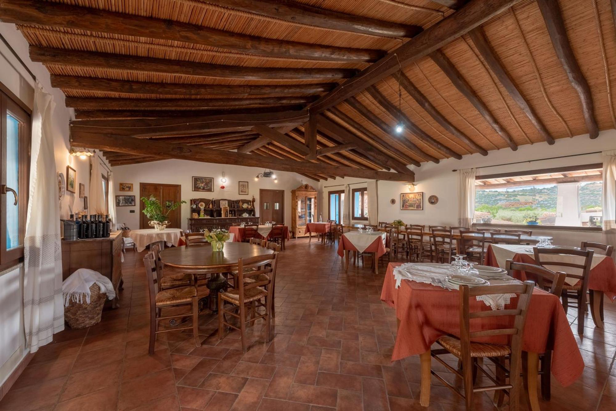 Tenuta Don Ballore Galtellì Eksteriør billede